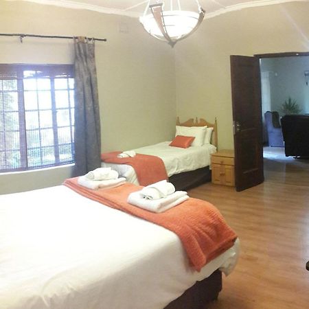 El Roi Guest Lodge Witrivier Kamer foto