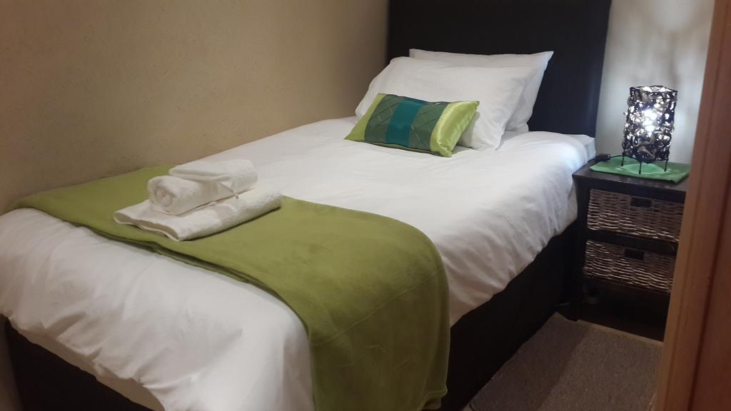 El Roi Guest Lodge Witrivier Kamer foto